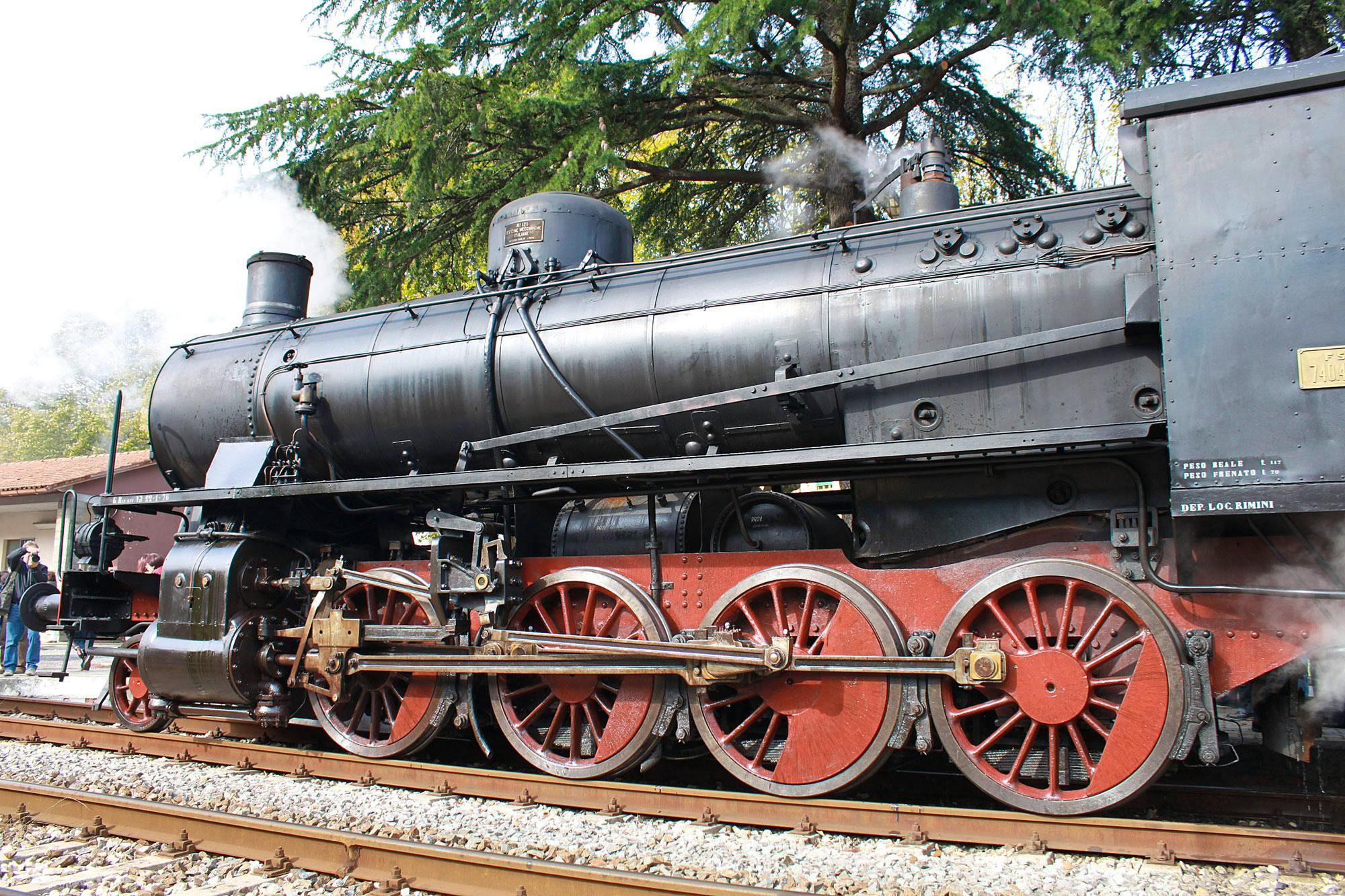 discover tuscany by old steam engine trains itineraries in steam