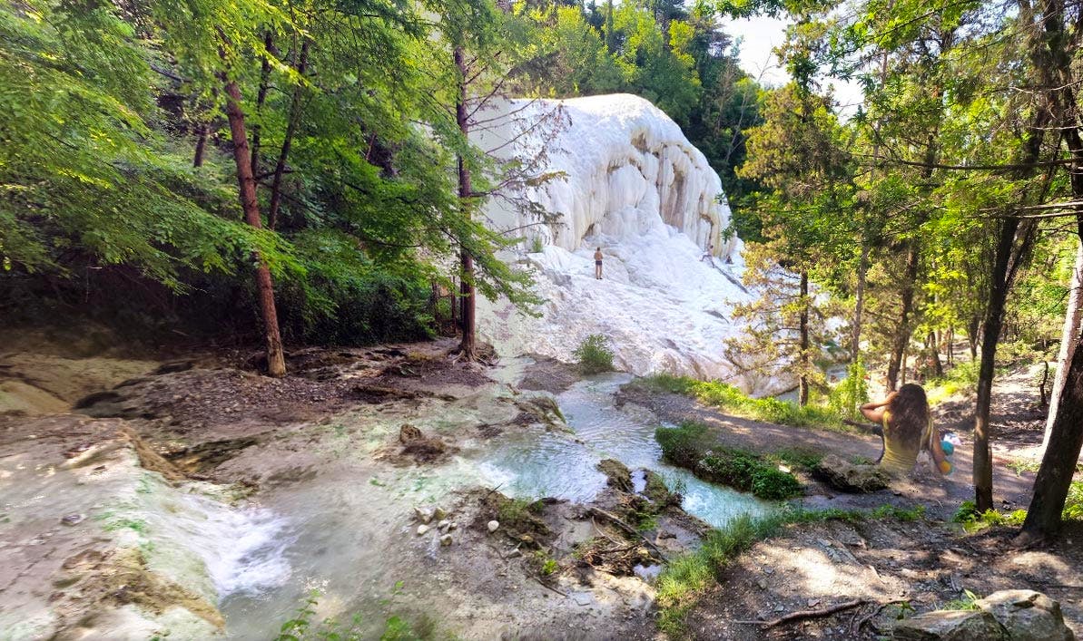 Hot Springs in Tuscany:Enjoy Natural Hot Springs Outdoors in Bagni ... Hot Springs in Tuscany:Enjoy Natural Hot Springs Outdoors in Bagni ...
